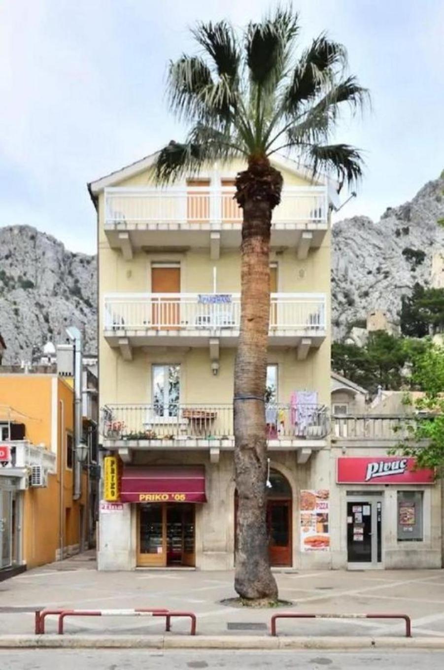 Apartment Toma Omis Exterior photo