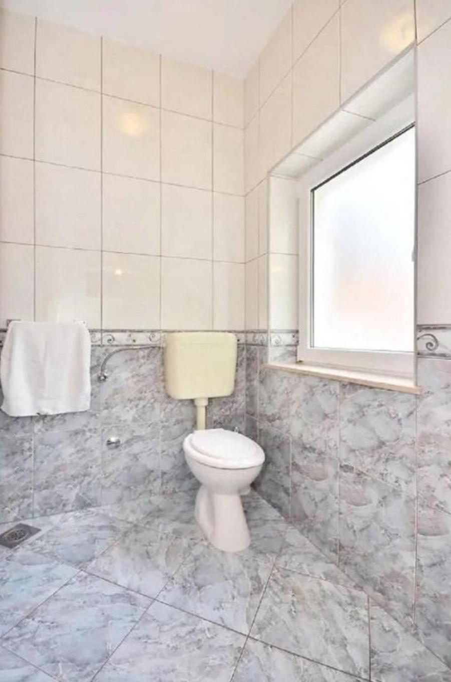 Apartment Toma Omis Exterior photo